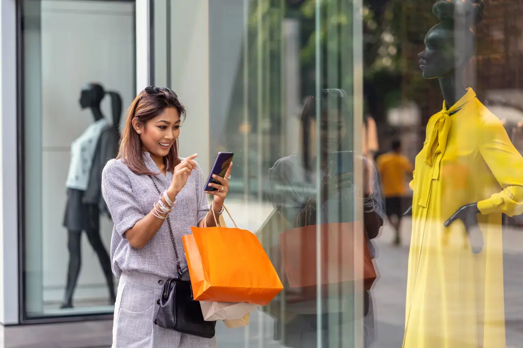 How Can Brands Replicate Luxury In-Store Shopping Experiences Online?